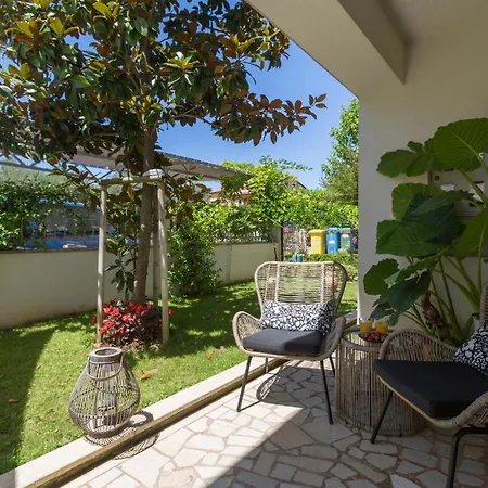 1 Bedroom Beautiful In *