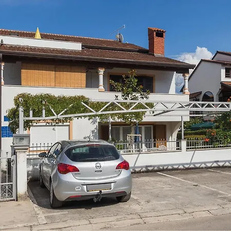1 Bedroom Beautiful In *