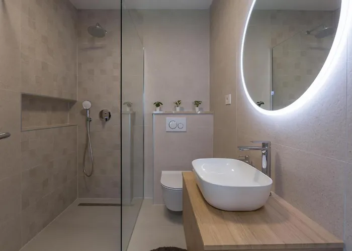 1 Bedroom Beautiful In شقة بوريتش
