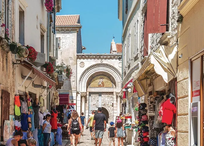 1 Bedroom Beautiful In * Poreč