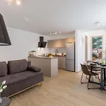 1 Bedroom Beautiful In Apartmán