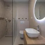 1 Bedroom Beautiful In Apartmán Poreč